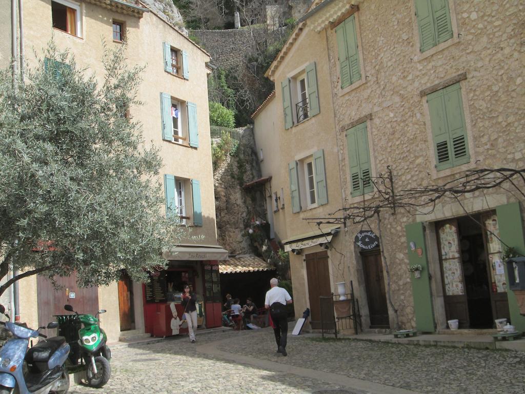 La Bonne Etoile - The Good Star Apartment Moustiers-Sainte-Marie Room photo