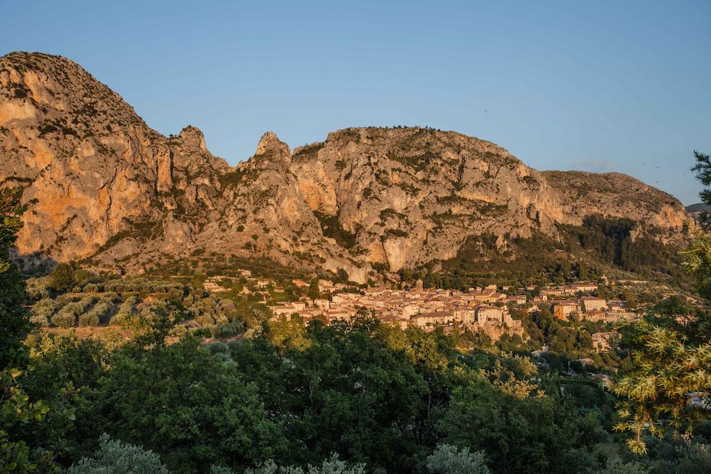 La Bonne Etoile - The Good Star Apartment Moustiers-Sainte-Marie Room photo